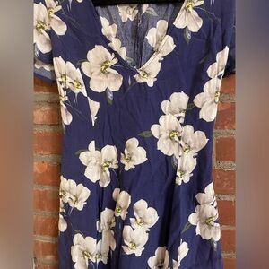 Forever 21 Blue and White Floral Dress